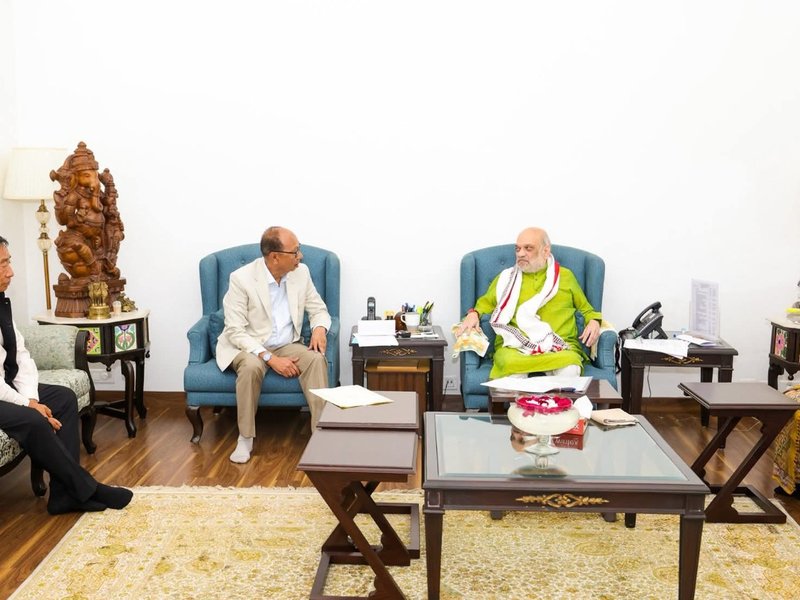 Manipur CM meets HM Amit Shah, discusses IDP rehabilitation and peace process 