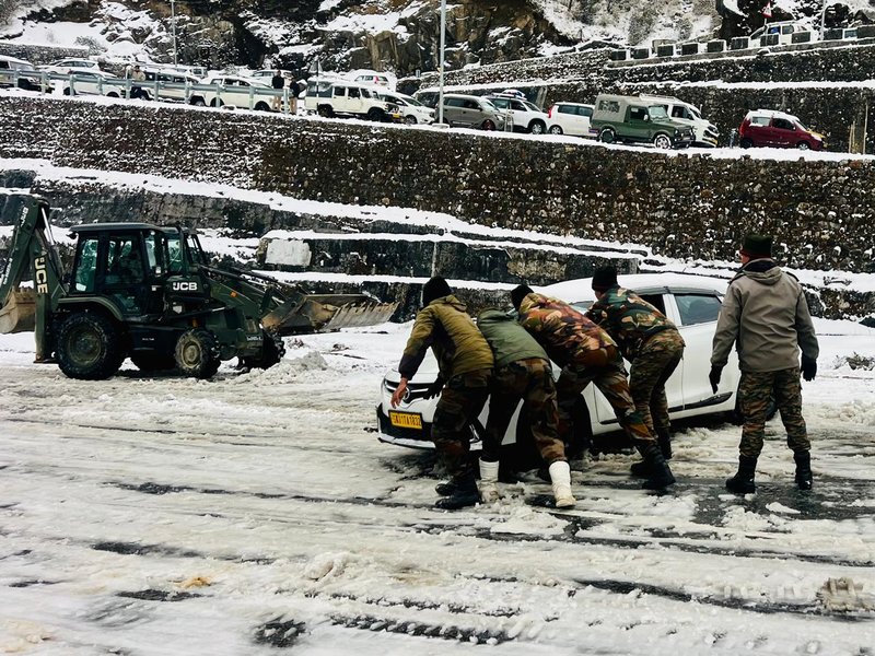 Indian Army rescues 46 stranded tourists in East Sikkim under 'Op Himrahat'