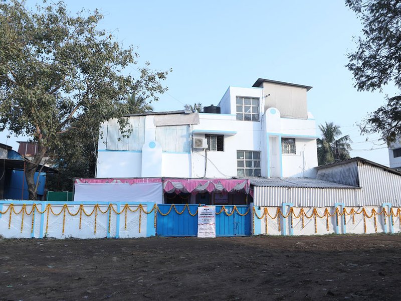 Sudarshan Pharma stock slips 3 pc amid GST search and seizure action