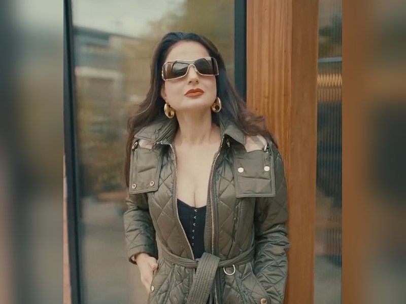 Ameesha Patel gets stuck in New York snowstorm, ‘makes the most’ of the situation 