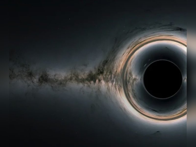 ब्लैक होल्स : ब्रह्मांड का सबसे बड़ा रहस्य, एक 'बिंदु' जिससे प्रकाश भी नहीं बच पाता 
