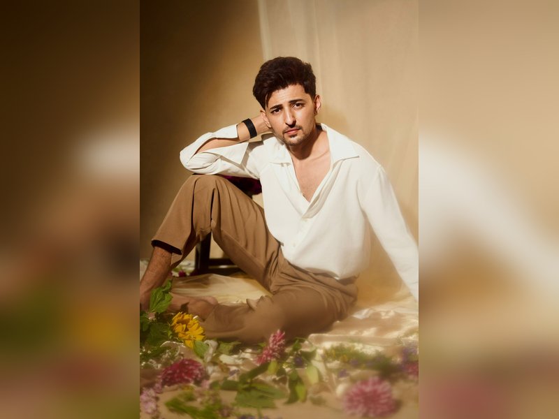 दर्शन रावल का रोमांटिक गाना ‘साथिया’ रिलीज, सिंगर बोले- यह एक खूबसूरत अहसास