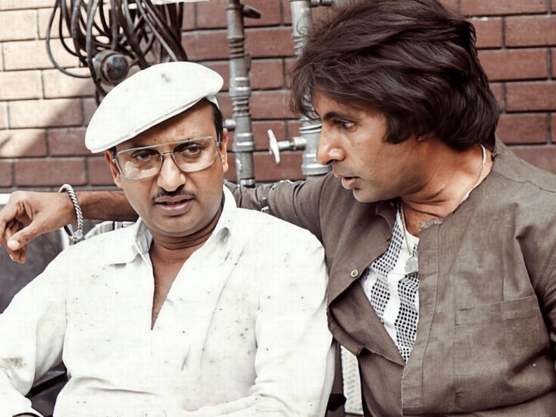 'मैं तुम्हें छोड़कर कहीं नहीं जाने वाला', जब एक पार्टी में मनमोहन देसाई ने अमिताभ बच्चन को दिया था वचन