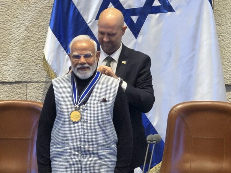  PM Modi: Rare global leader honoured with highest civilian awards from both Israel, Palestine (Photo: @AmirOhana/X)