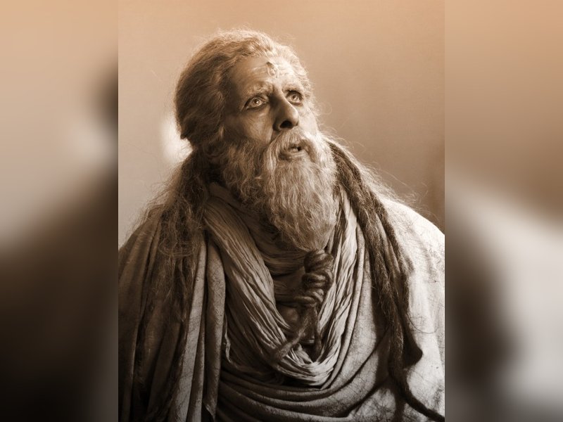 Amitabh Bachchan shares ‘prosthetic wisdom’, asks to focus on self-growth