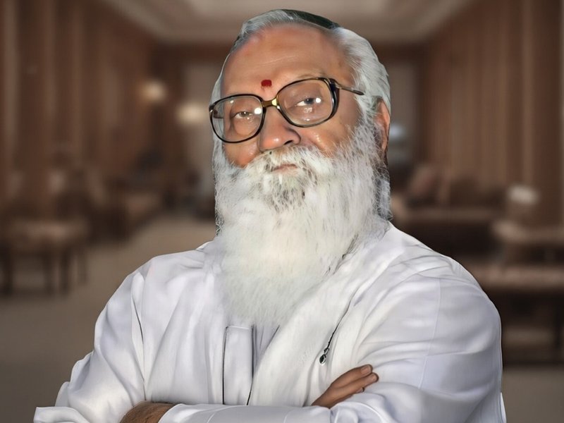 यादों में नानाजी: नानाजी देशमुख बने थे जेपी की ढाल और आपातकाल का 'अंडरग्राउंड कमांडर' 