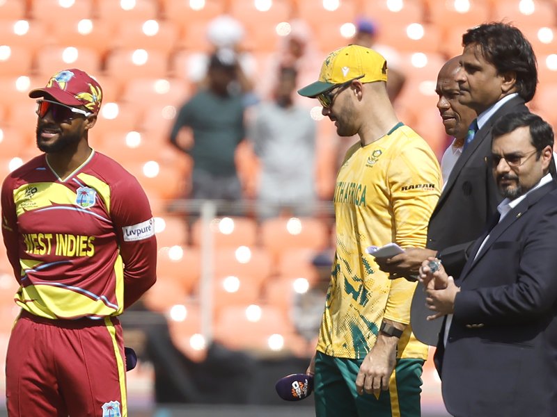 T20 WC: Unchanged South Africa elect to bowl against Windies in Super 8s clash 