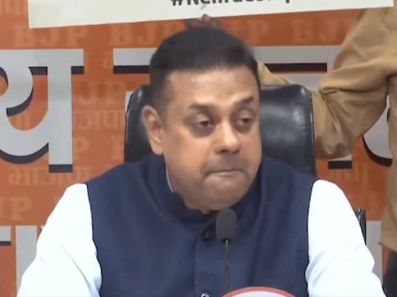 BJP's 'Chacha compromised' jab at Nehru, cites 7 instances of 'surrendering' India's interests