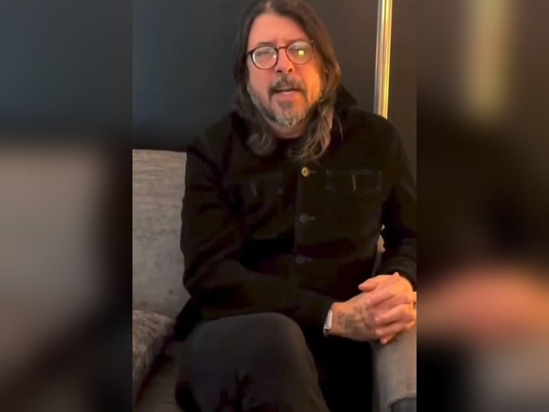 Dave Grohl of Foo Fighters learned of daughter's record deal over dinner