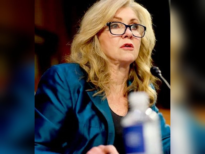 US Senator targets Meta, Apple over bias