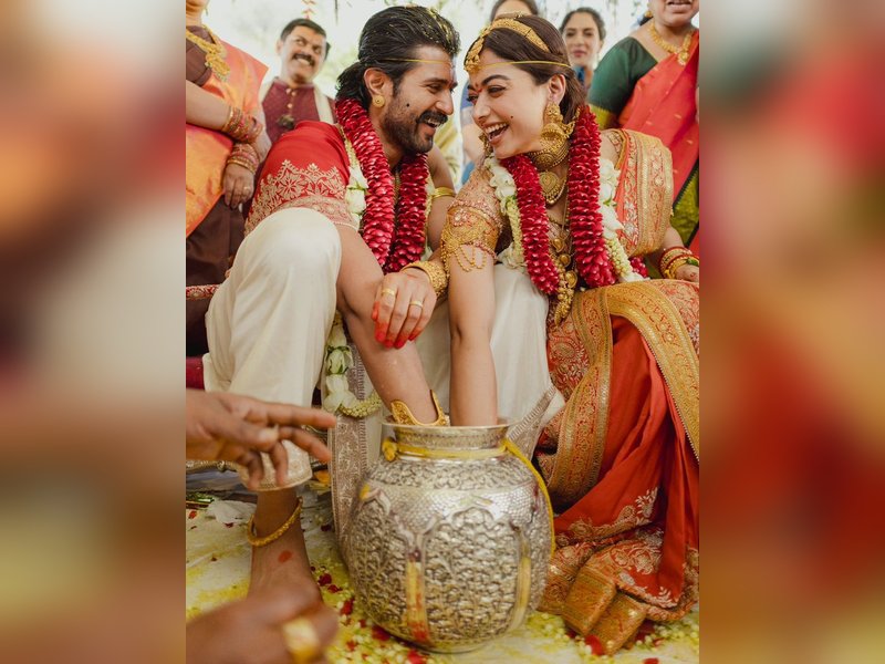 Nani, Sundeep Kishan wish Vijay Deverakonda - Rashmika a blissful life together!  (Photo Credit: Vijay Deverakonda/X)