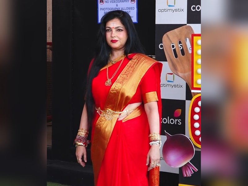 Mamta Kulkarni makes her first TV appearance in 25 years with 'Laughter Chefs season 3'