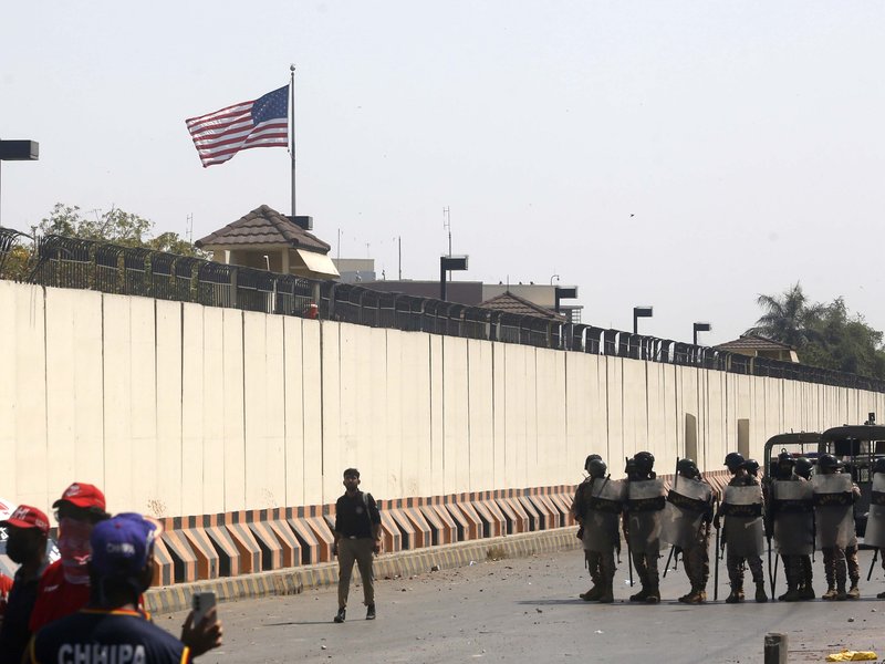 Killing of citizens outside US Consulate exposes Pakistan govt's diplomatic inaction: Report