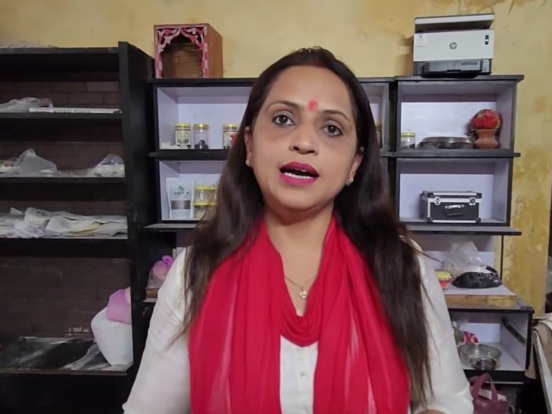 बिहार: भागलपुर की महिला उद्यमी ने पीएमएफएमई योजना का लिया लाभ, होली पर 'मिलेट्स का मालपुआ' किया लॉन्च