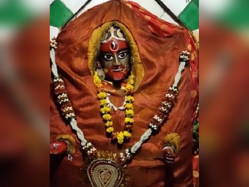 काशी में 'तंत्र की देवी' को चढ़ता है पहला गुलाल, सालों से चली आ रही अनोखी परंपरा