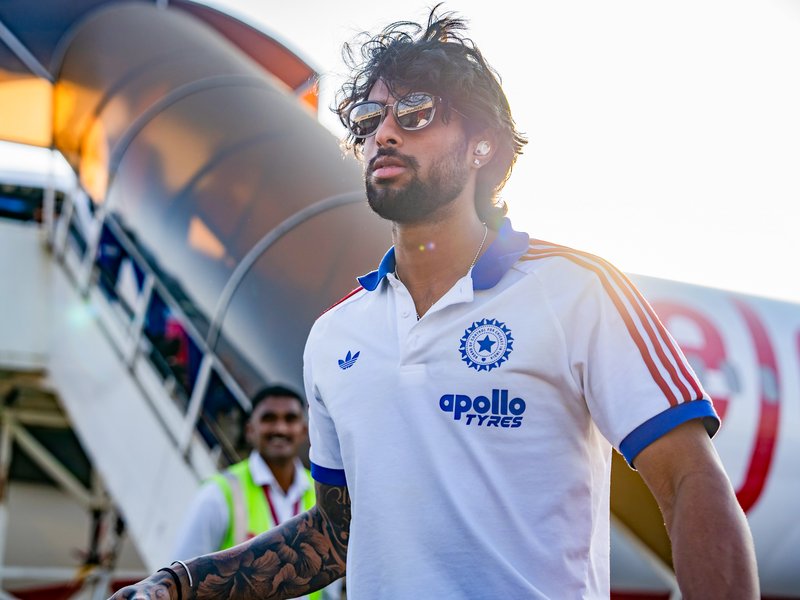 T20 WC: Flat Wankhede pitch could even out advantage, low dew promises good contest, says Karthik