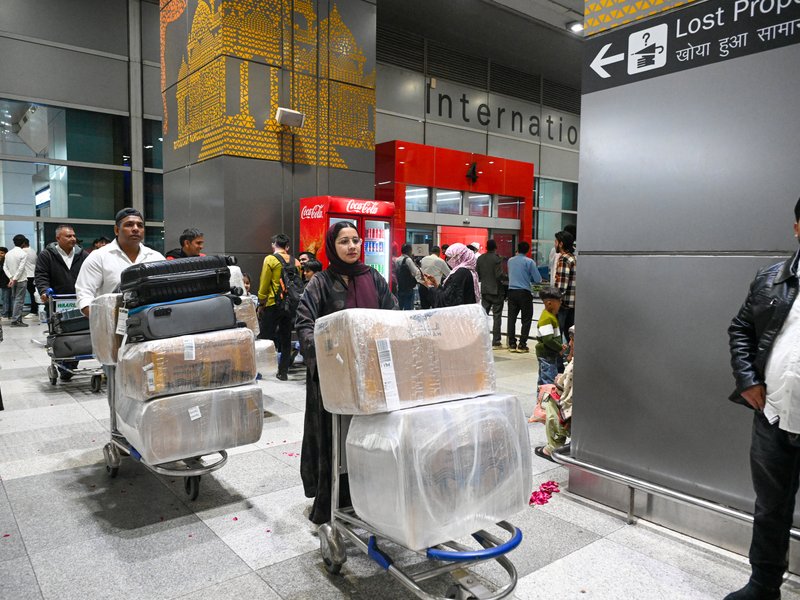 Indian carriers resume Riyadh flights as govt monitors West Asia situation