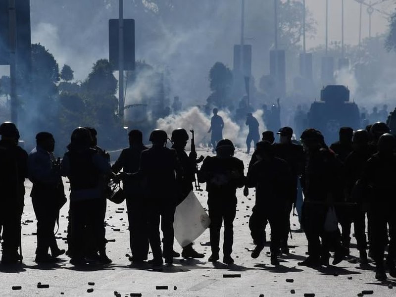 US missions across Pakistan suspend operations amid deadly protests over Khamenei's death