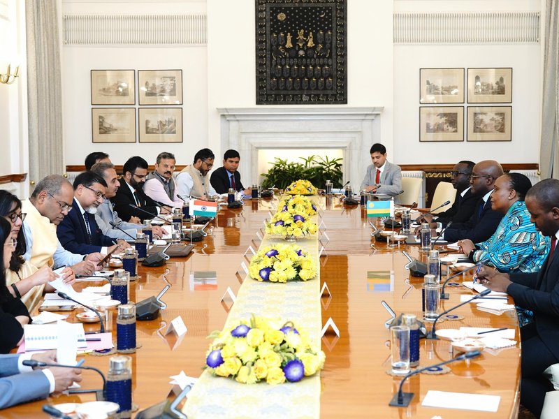 India and Rwanda discuss bilateral ties, regional and global issues of mutual interest 