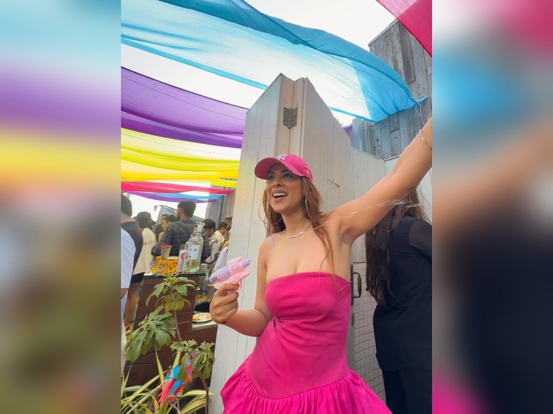 Nia Sharma takes on ‘bazooka pichkaris’ with her tiny water gun 