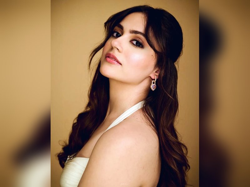 Aneet Padda dedicates her Zee Cine Awards double win to her father, says ‘she fulfilled his acting dream’