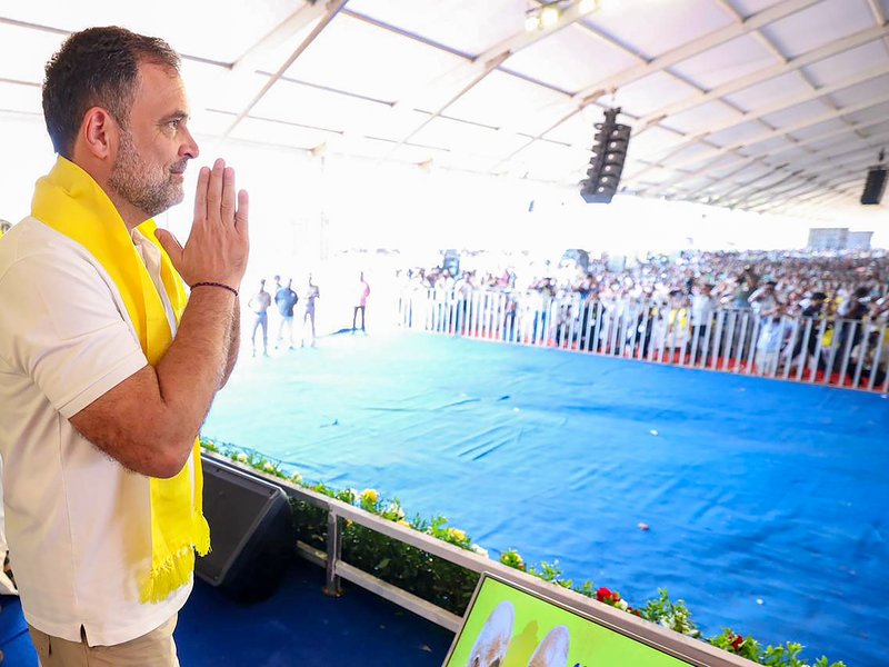 Rahul Gandhi opens Kerala campaign for Cong with sharp attack on LDF–BJP 'hidden pact'