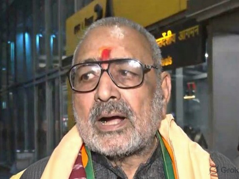 Mamata Banerjee 'betraying Bengal' by granting citizenship to illegal Bangladeshi immigrants: Giriraj Singh