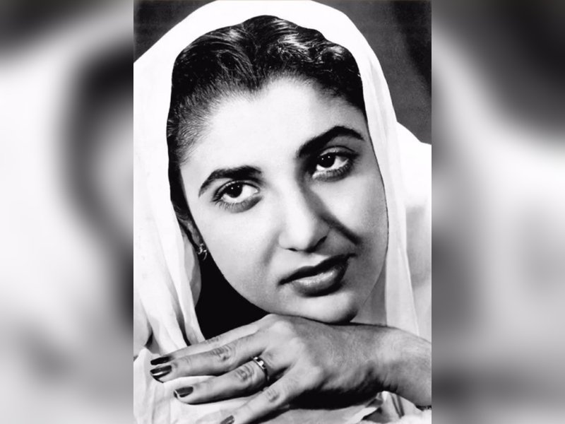 Jackie Shroff remembers veteran actress Shammi on her death anniversary