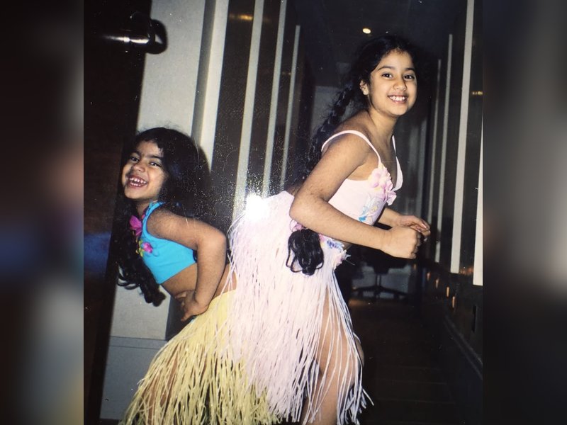 Khushi Kapoor says 'I’m nothing without you' as she wishes the best human Janhvi Kapoor 