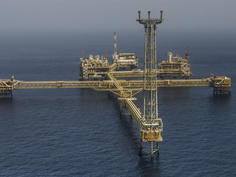 कतर के ऊर्जा मंत्री की चेतावनी, अगर युद्ध जारी रहा तो कच्चा तेल कुछ हफ्तों में 150 डॉलर प्रति बैरल तक पहुंच जाएगा