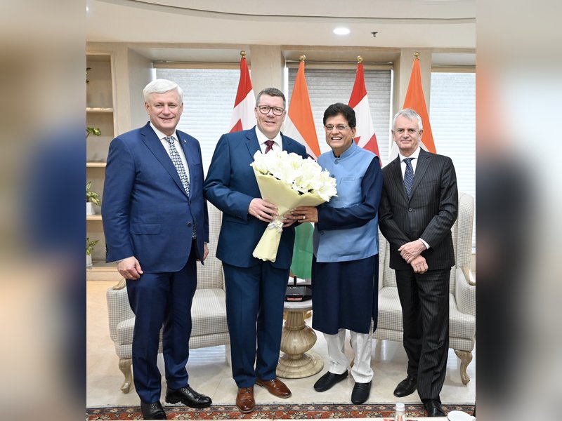 पीयूष गोयल ने कनाडा के पूर्व प्रधानमंत्री स्टीफन हार्पर से मुलाकात की, आर्थिक साझेदारी को मजबूत करने पर हुई चर्चा