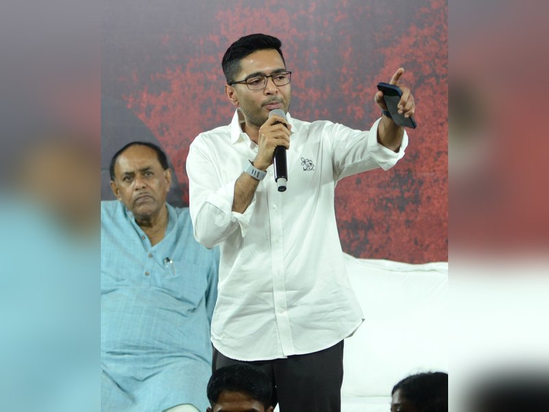 Abhishek Banerjee writes to CEC, seeks daily publication of supplementary voter lists