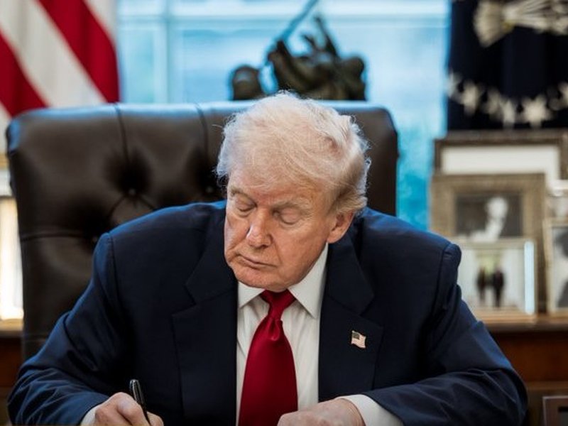 Trump's cyber doctrine targets rivals, boosts tech ties