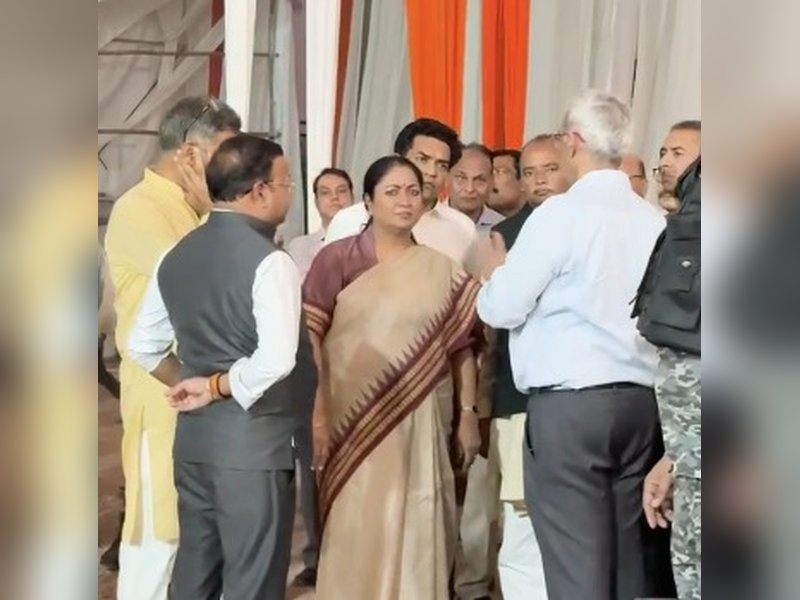 दिल्ली में पीएम मोदी 8 मार्च को 33,500 करोड़ रुपए की परियोजनाओं का करेंगे उद्घाटन, सीएम रेखा गुप्ता ने तैयारियों का लिया जायजा