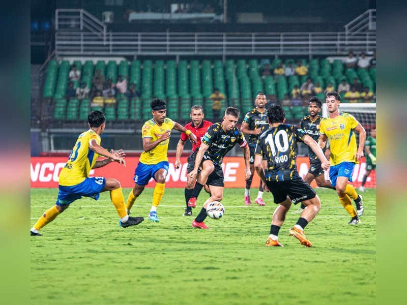 Chennaiyin FC overcome rivals Kerala Blasters 1-0 for season’s first win of the Indian Super League (ISL) 2025-26 season at the Jawaharlal Nehru Stadium in Kochi on Saturday. Photo credit: Chennaiyin FC
