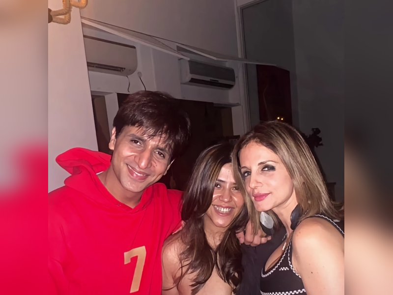 Ekta Kapoor reveals she watched cricket for the first time ever, Sussanne Khan joins her during T20 final