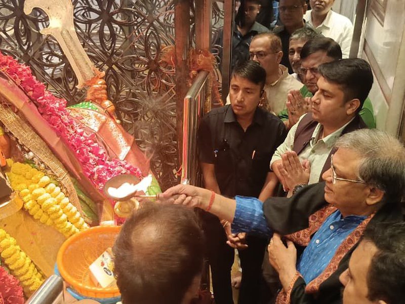 CEC Gyanesh Kumar offers prayers at Kalighat temple, reaffirms commitment to fair polls in Bengal