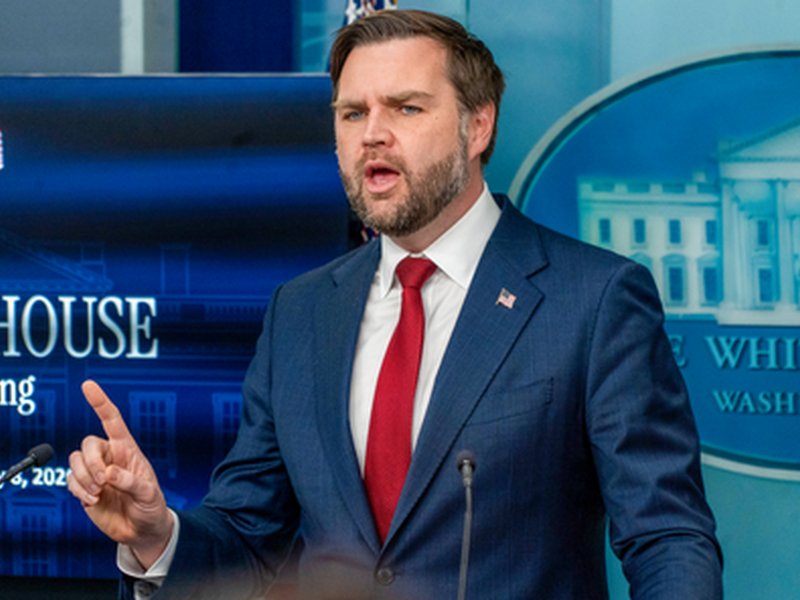 Vance recalls firefighters saving his mother