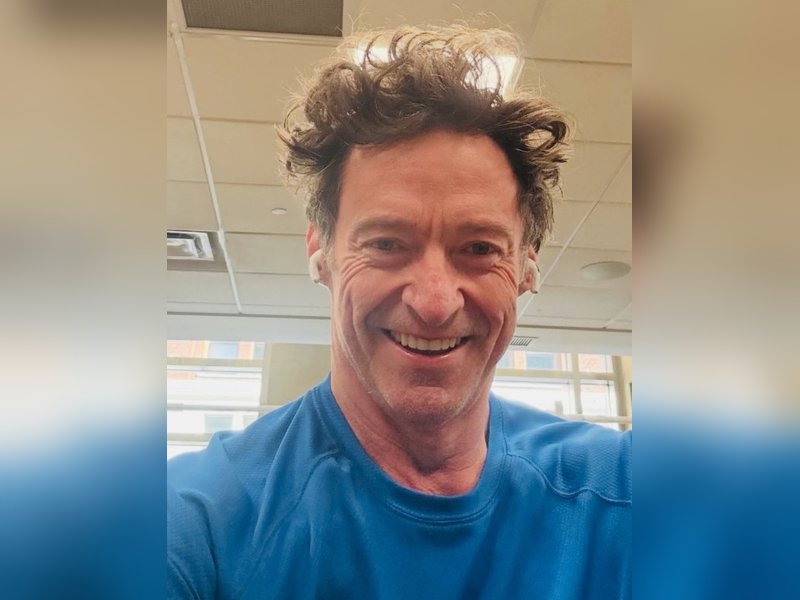 Hugh Jackman brings out his music side for Rupert Murdoch