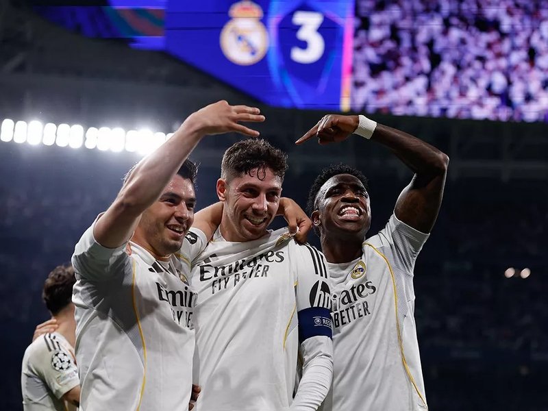 Valverde hat-trick powers Real Madrid to Champions League win over Manchester City
