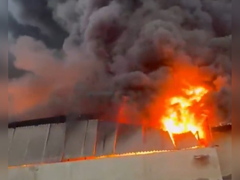 देश के कई हिस्सों में आग लगने की घटनाओं ने मचाई अफरा-तफरी, हजारों लोग बेघर