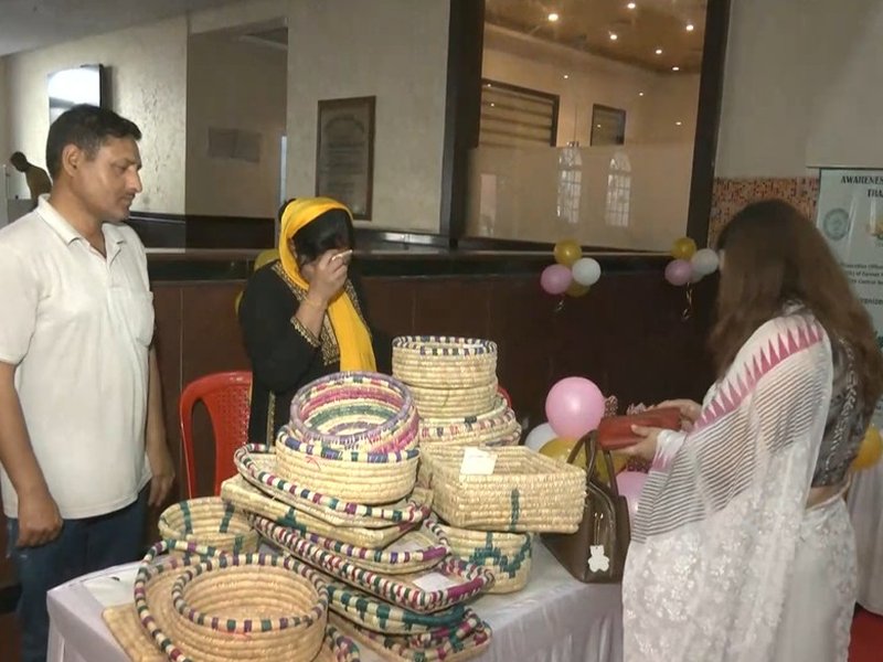 जम्मू-कश्मीर में स्वयं सहायता समूहों के जरिए आत्मनिर्भर बन रहीं महिलाएं