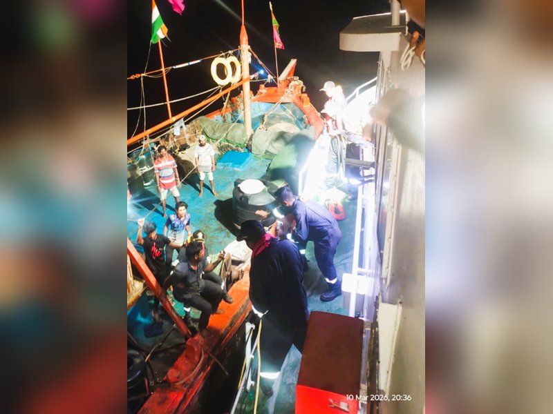 Indian Coast Guard carries out timely medical evacuation near Gujarat