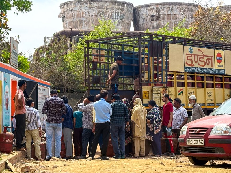 OMCs working to maintain LPG supply despite global disruptions: CPIL CMD Nitin Khara