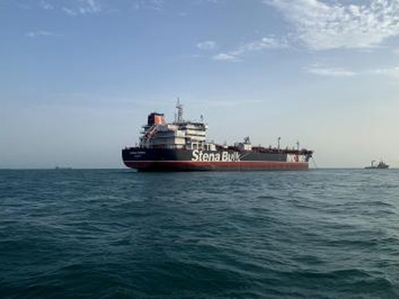 US fully prepared to escort commercial vessels in Strait of Hormuz: White House