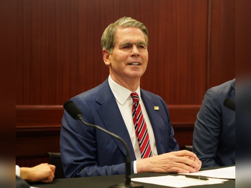 After India, US allows other nations to buy Russian oil at sea