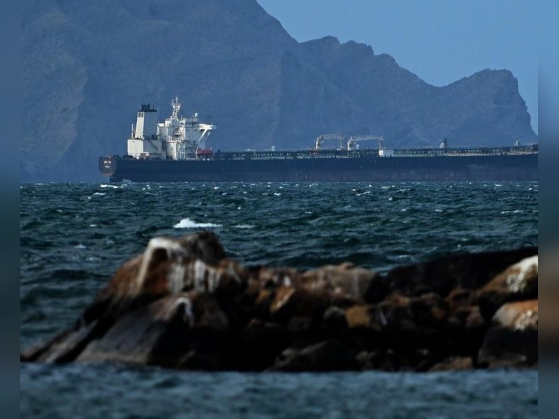 US tanker crashes in Iraq during Iran war