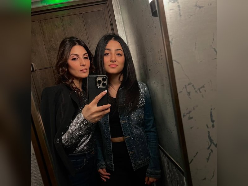 Riddhima Kapoor drops an old video of daughter Samara taking over the stage at just 3 years old