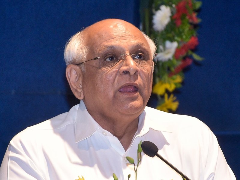 गुजरात : सूरत में पानी की टंकी गिरने के बाद सरकार ने ठेकेदार से 1.04 करोड़ रुपए वसूले