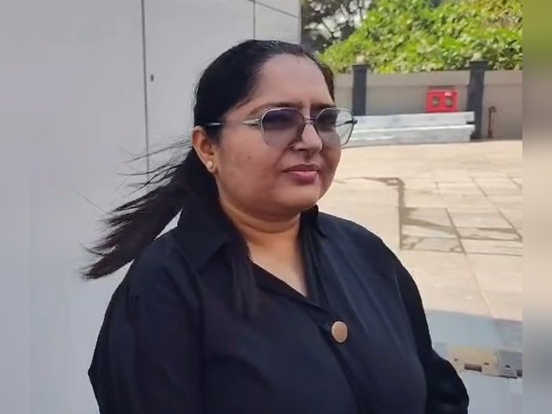 होर्मुज स्ट्रेट में फंसे मुंबई कैप्टन वीरेंद्र विश्वकर्मा, पत्नी निल्पा ने सरकार से सुरक्षित वतन वापसी की गुहार लगाई 